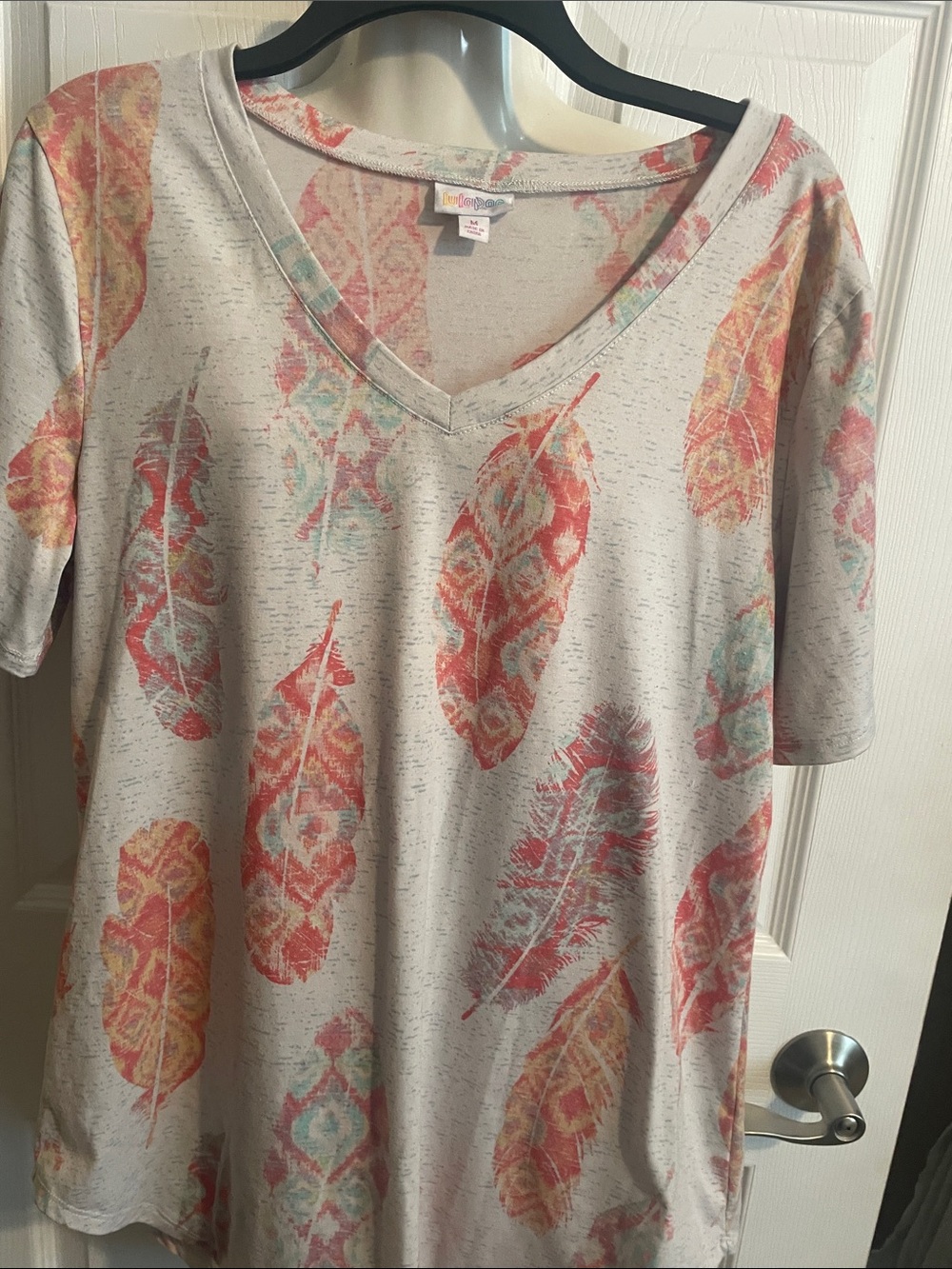 LuLaRoe Lightweight V-Neck Feather Print Tee - Multicolor